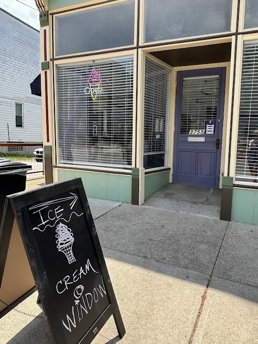 Kosmic Soft Serve Picture 2