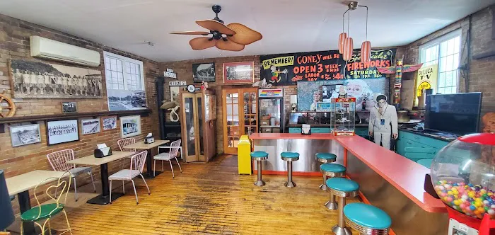 Mt Washington Creamy Whip & Bakery Picture 2