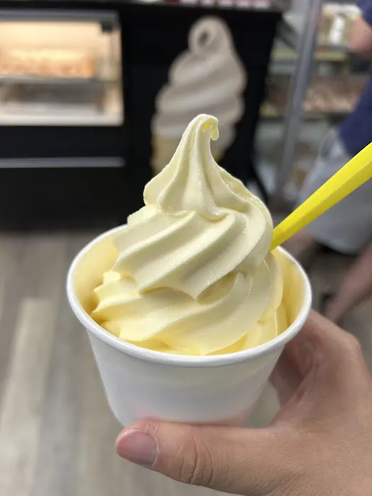 Mt Washington Creamy Whip & Bakery Picture 4