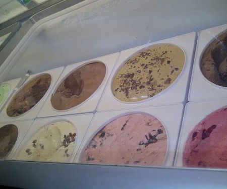 Laker Shakes Burdickville Market