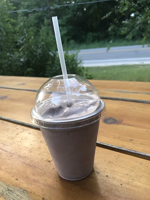 Laker Shakes Burdickville Market Picture 6