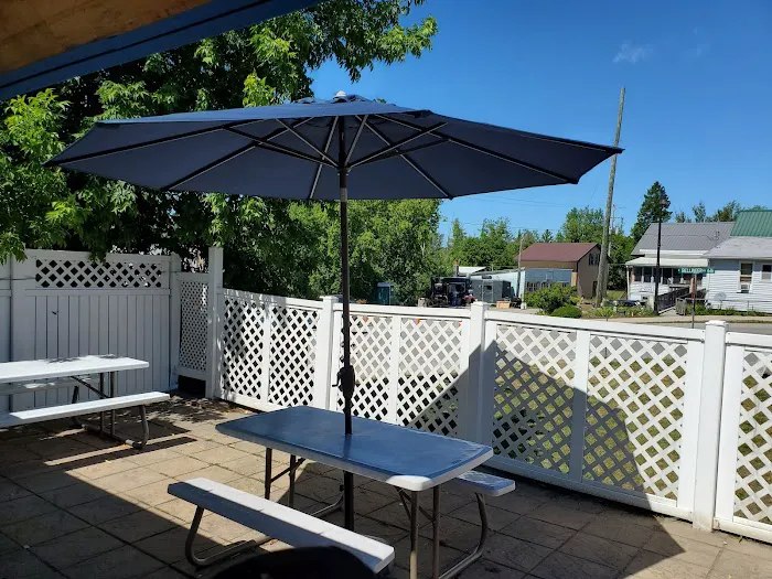 Blue Moon Ice Cream Shop Picture 1