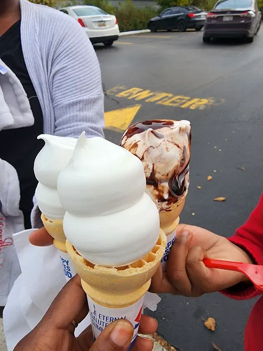 Dairy Queen Store Picture 2