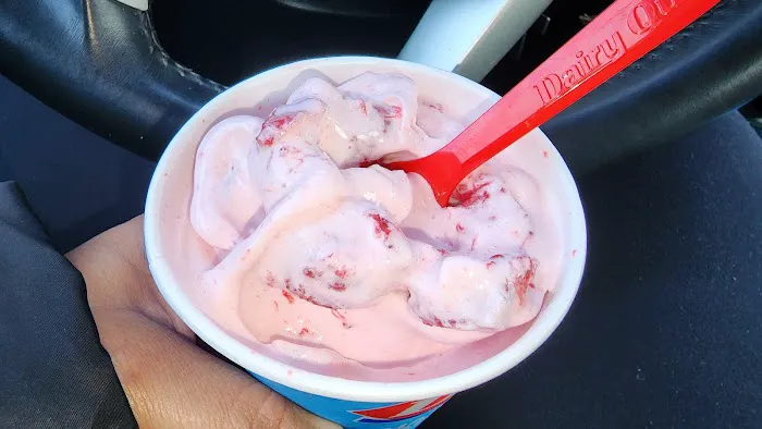 Dairy Queen Store Picture 4