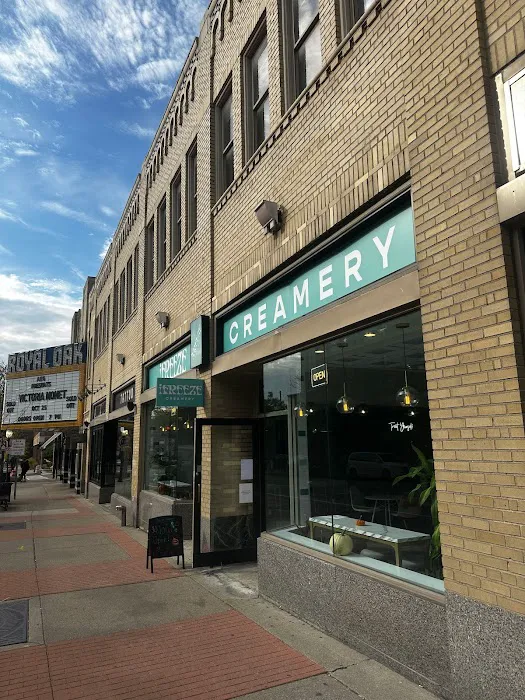 iFreeze Creamery Picture 3