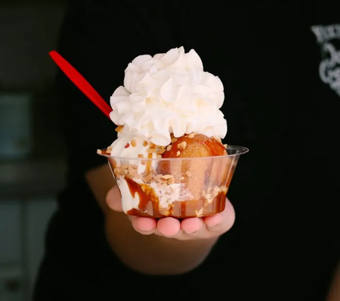 Yates Ice Cream Shoppe Picture 7