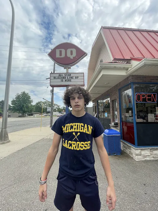 Dairy Queen Store Picture 9