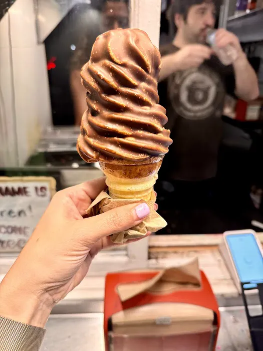 Huddle Soft Serve Picture 4