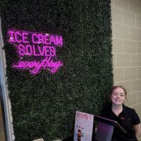 Scoops Creamery ico