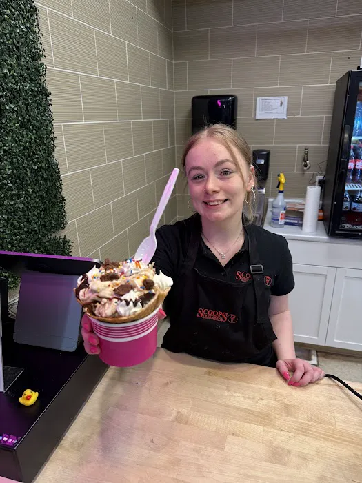 Scoops Creamery Picture 3