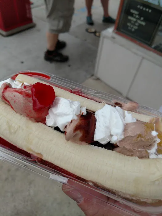 Dairy Queen (Treat) Picture 10