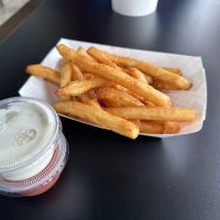 Mikey's Ice Cream & Grill ico