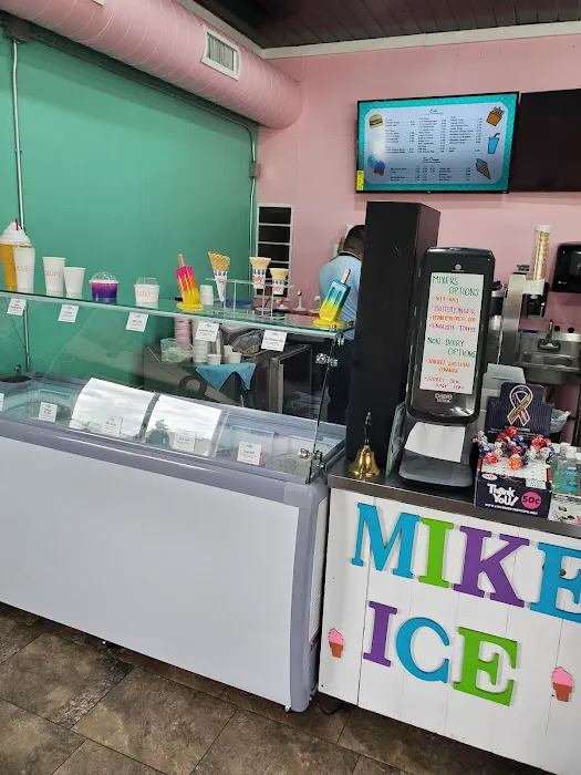 Mikey's Ice Cream & Grill Picture 10
