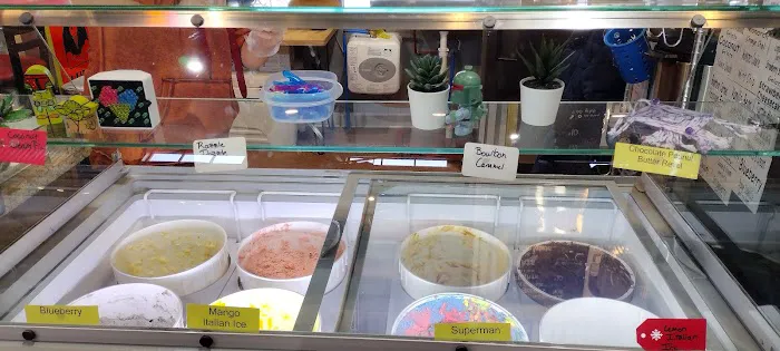 Luna Gelato and Ice Cream Picture 4