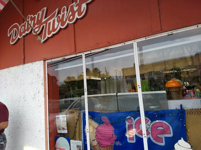 Ruthie's Chicken And Dairy Twist Picture 10