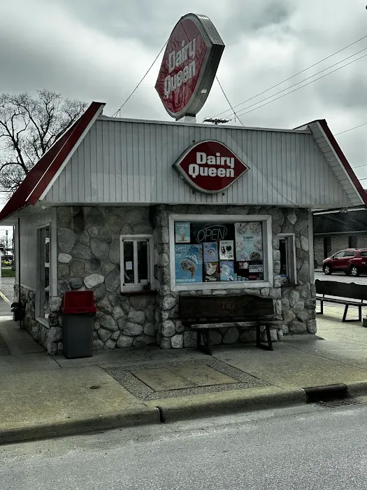 Dairy Queen Store Picture 2