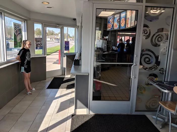 Dairy Queen Store Picture 8
