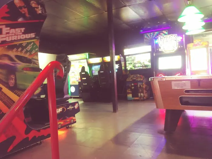 Scoop's Dairy Bar & Arcade Picture 8