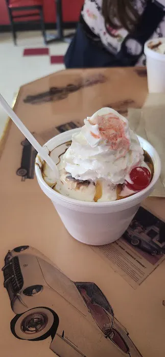 Scoop's Dairy Bar & Arcade Picture 9