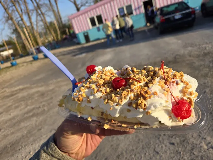 Hippy Dippy Creamery Picture 2