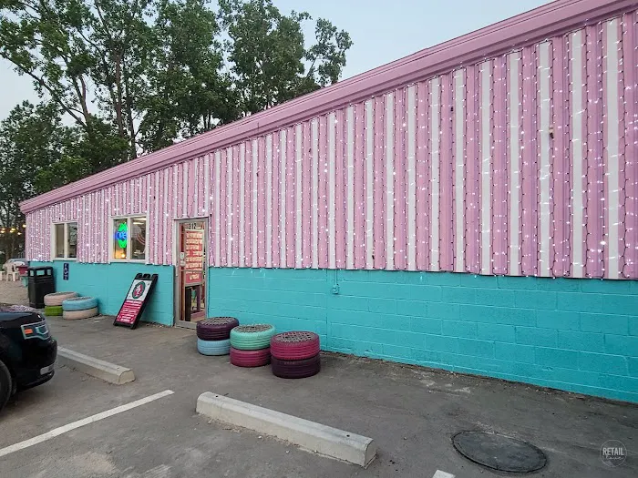 Hippy Dippy Creamery Picture 3