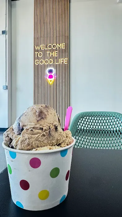 Fowler's Creamery & Coffee Picture 7
