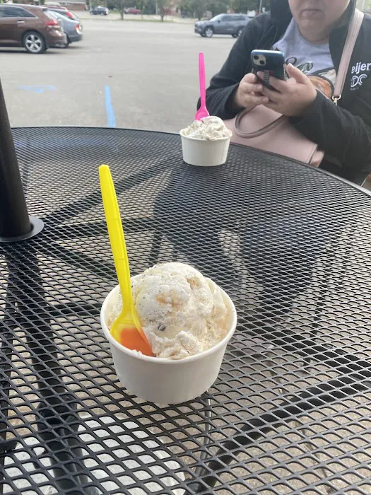Fowler's Creamery & Coffee Picture 8