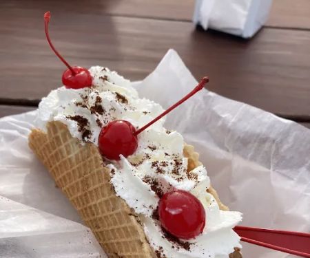 Milkhouse Ice Cream and Coffee Cafe