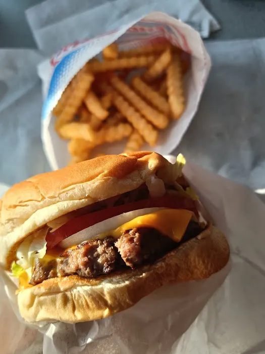 Loder's Shake Shoppe Picture 6