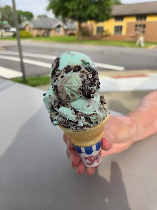 Doc's Sweet Shop LLC Picture 1