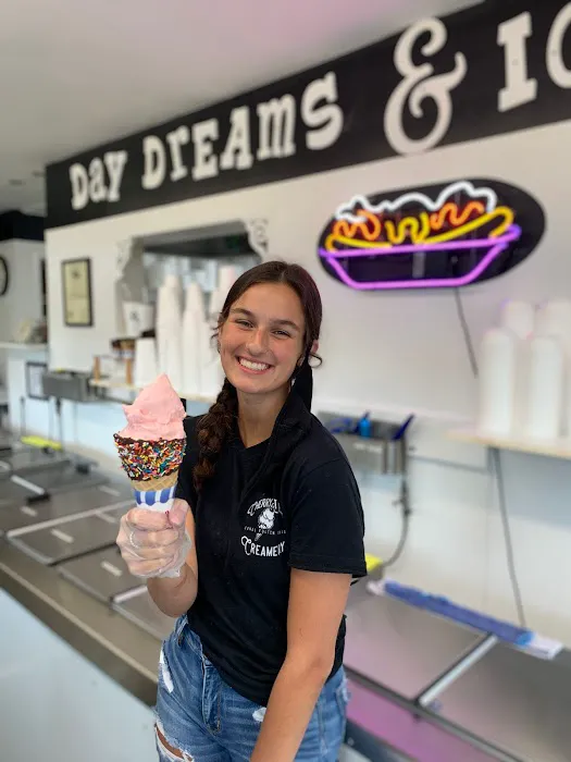 Cherry Street Creamery Picture 8