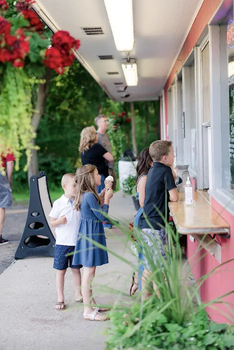 Cherry Street Creamery Picture 10
