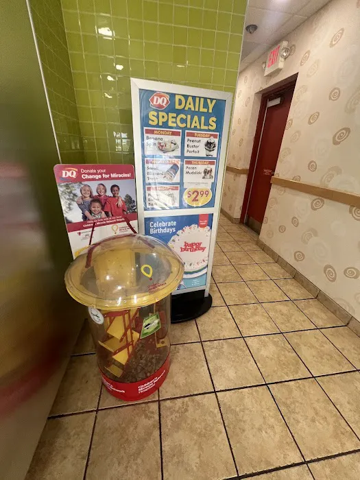 Dairy Queen / Orange Julius Picture 7