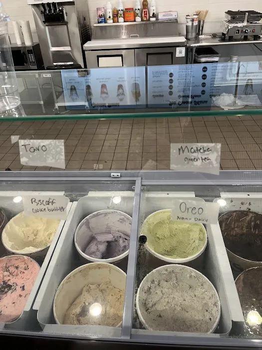 Astro Bros Ice Cream & Coffee Picture 7