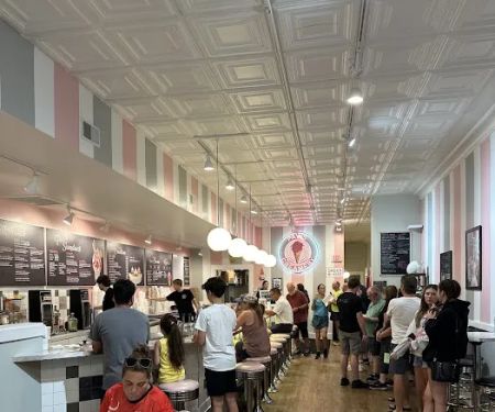 Pavu2019s Creamery