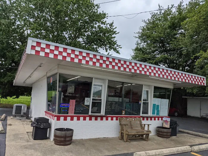 Crossroads Dairy Bar Picture 1