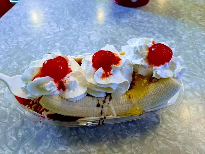 Sundae Shoppe Picture 3