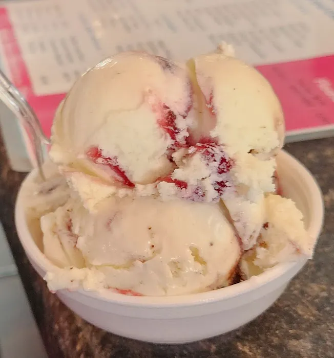 Six Scoops Picture 8