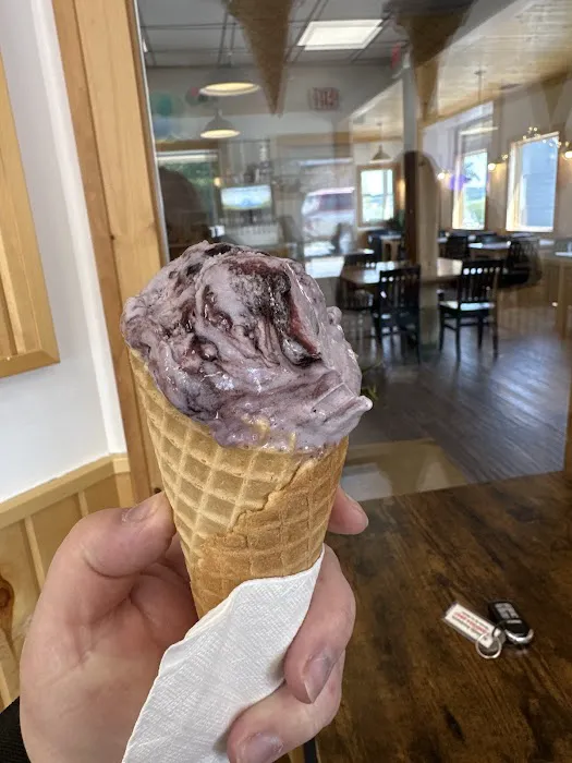 Norm & Irv’s Ice Cream Shop Picture 1