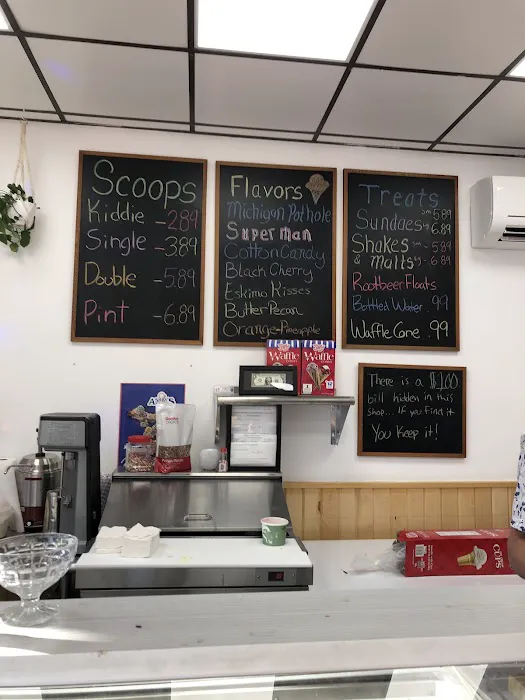 Norm & Irv’s Ice Cream Shop Picture 4