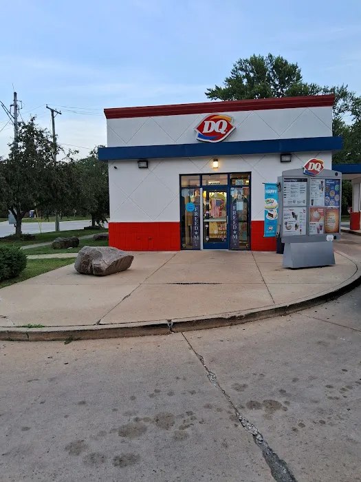 Dairy Queen Store Picture 1