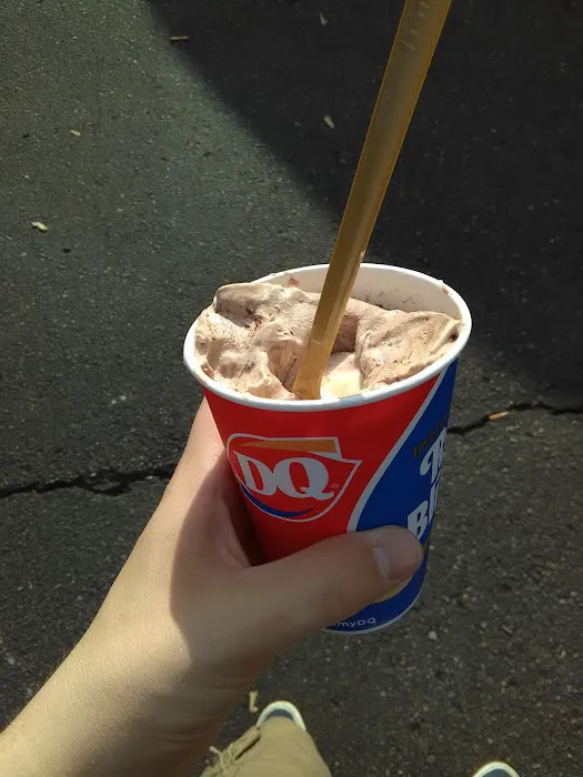 Dairy Queen Store Picture 5