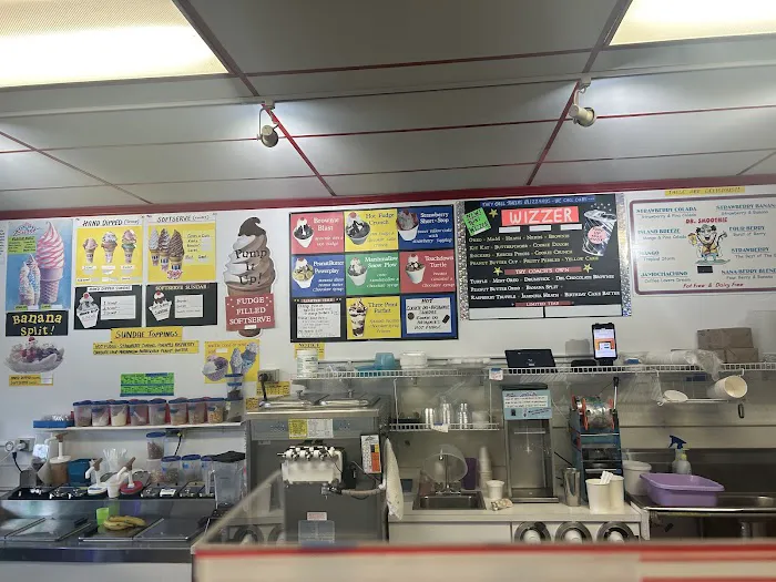 Coach's Ice Cream Picture 5