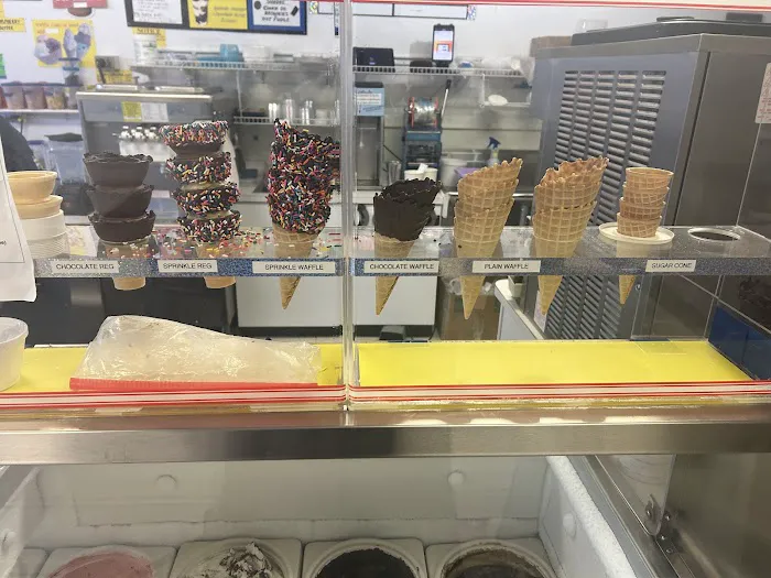 Coach's Ice Cream Picture 4