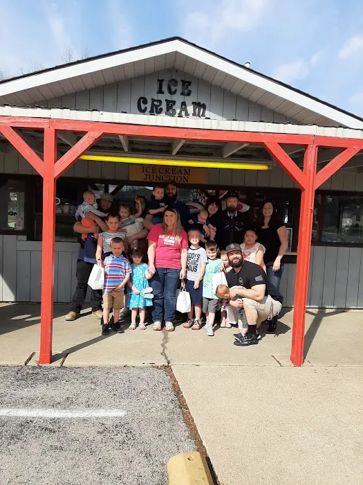 Ice Cream Junction Picture 3