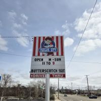 Parlor City Ice Cream ico