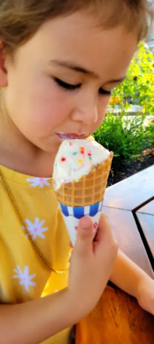 Grumpy's Ice Cream and Popcorn Picture 2