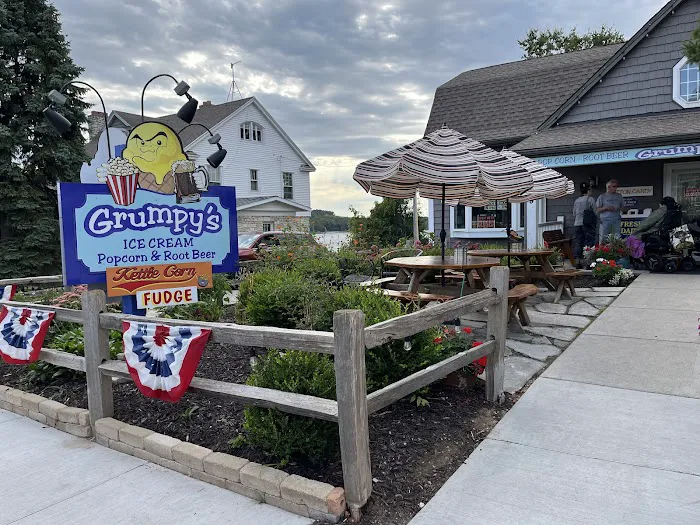 Grumpy's Ice Cream and Popcorn Picture 1