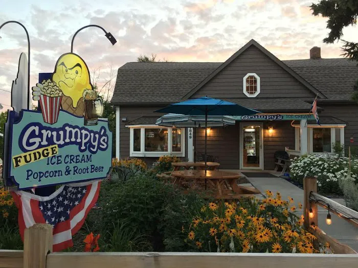 Grumpy's Ice Cream and Popcorn Picture 3