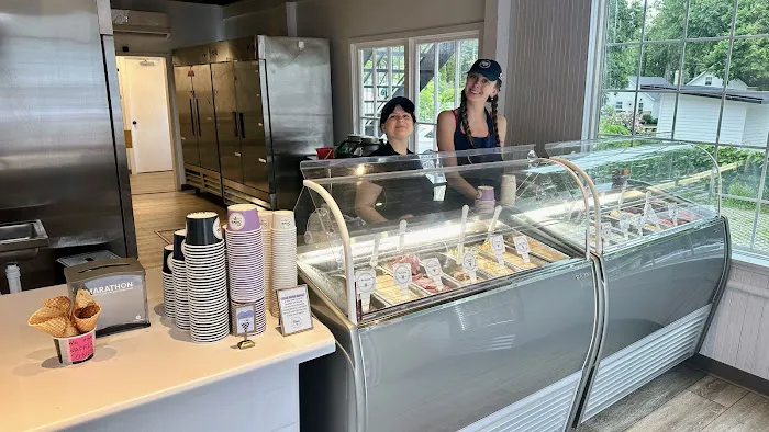 Sara's Artisan Gelato - Fish Creek, Seasonal Location Picture 2